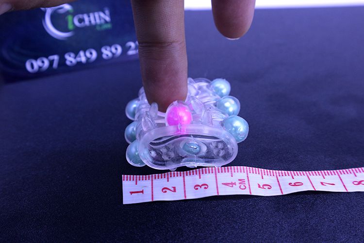 Cung cấp Bao cao su gắn bi có gai hở đầu làm bạn tình rên rỉ sung sướng nhập khẩu