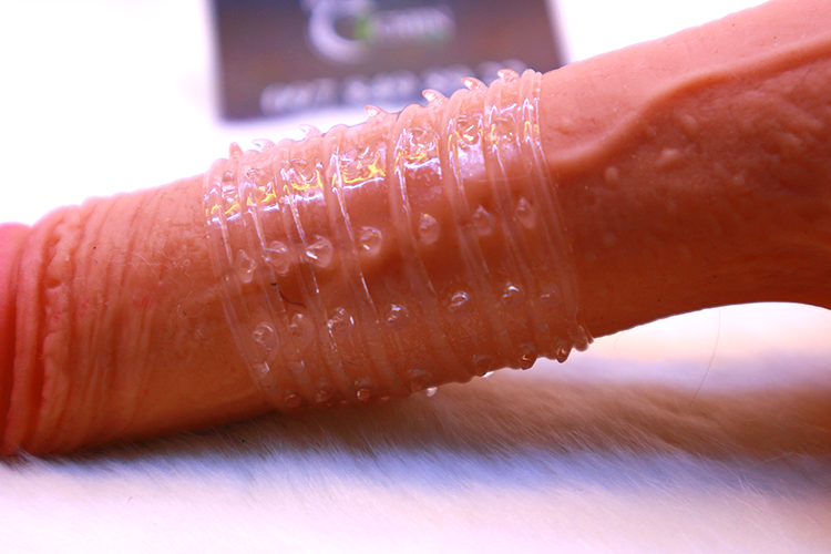 Bao cao su gai mềm khúc giữa size trung bình phù hợp sextoy combo
