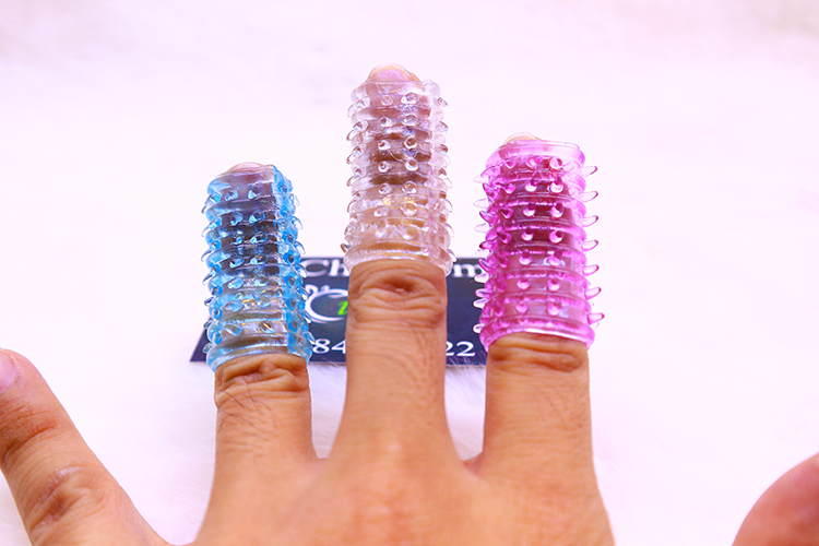 Bao cao su gai mềm khúc giữa size trung bình phù hợp sextoy combo