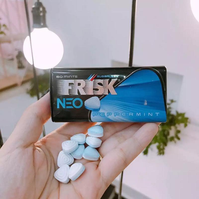 Kẹo ngậm Bj bạc hà Frisk Neo phòng the Nhật Bản hộp 50 Kẹo ngậm Bj bạc hà Frisk Neo phòng the Nhật Bản hộp 50