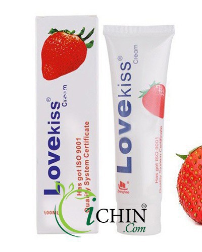Gel bôi trơn Love Kiss 100ml hương dâu nuốt được an toàn