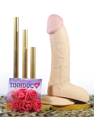 Lovetoy 8.8 inch Ultra Soft Dude dương vật giả hít tường siêu mềm
