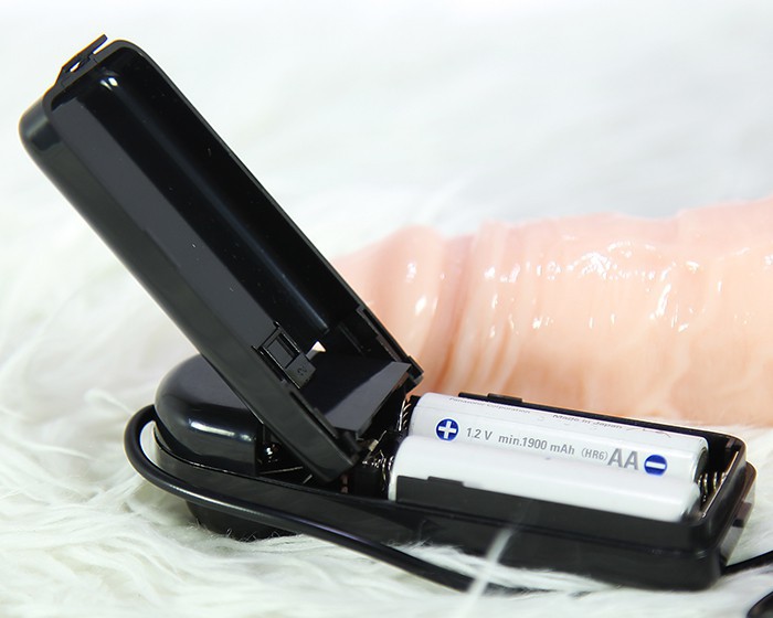 Dương vật giả rỗng ruột Lybaile Ultra có rung dây đeo cao cấp Dương vật giả rỗng ruột Lybaile Ultra có rung dây đeo cao cấp