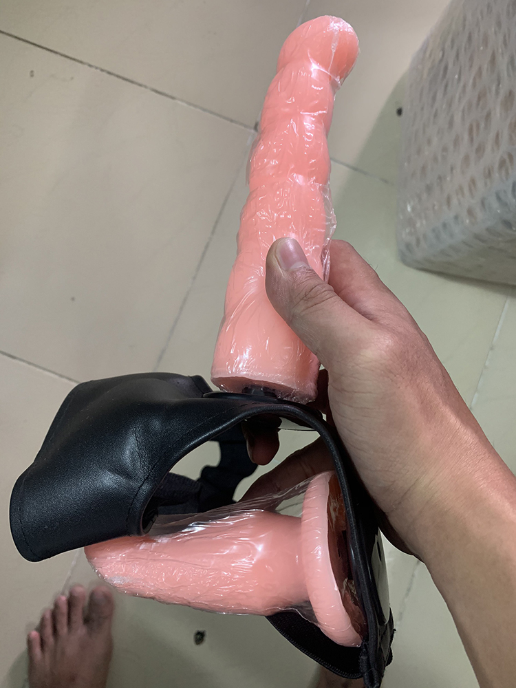 Lybaile Harness 2 đầu đặc ruột silicon y tế cao cấp cho les