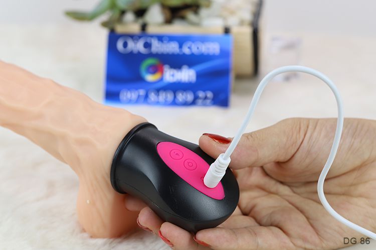 Dương vật giả XinLV XL-912 silicon mềm mịn rung tỏa nhiệt 12 chế độ Dương vật giả XinLV XL-912 silicon mềm mịn rung tỏa nhiệt 12 chế độ