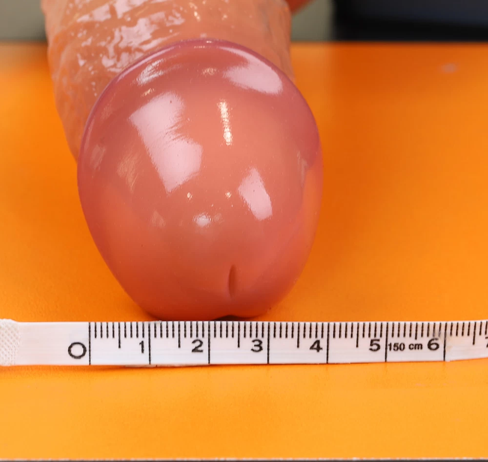 Yunman dương vật giả silicon mềm chân thực kích thước đa dạng