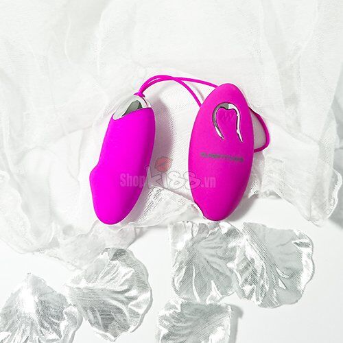 Trứng rung điều khiển từ xa Julia siêu sướng cho nữ và đôi tình nhân